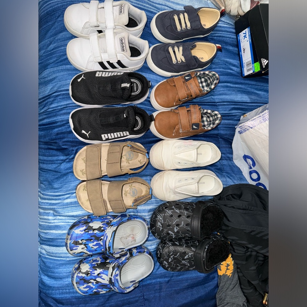 6 pairs for shoes Toddler size 7 shoes